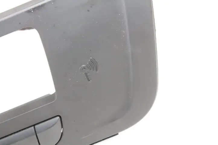 Audi A7 S7 4G (2010 - 2014) 4G0927137E Кнопка фаркопа в багажнике — фото 8