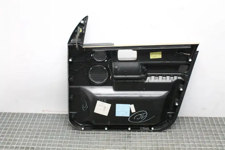 Land Rover Discovery 3 - LR3 (2004 - 2009) Обшивка передней двери — фото 6