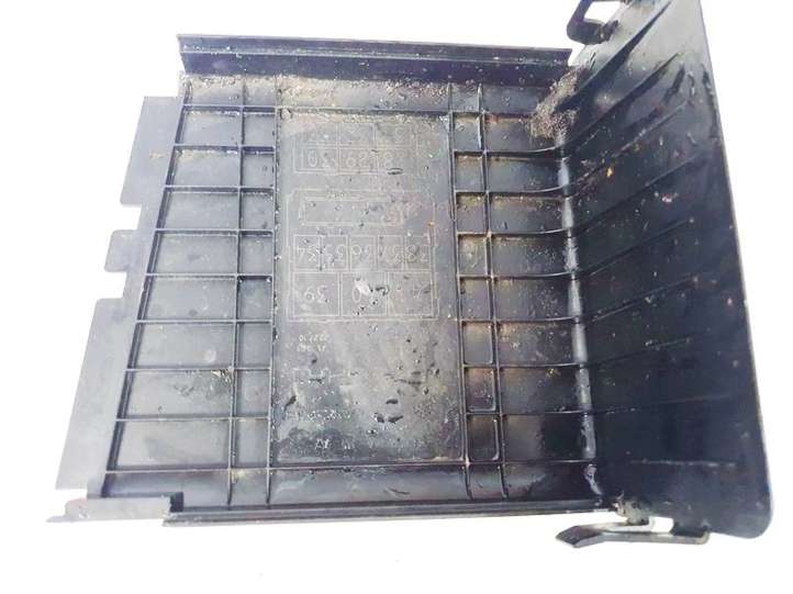 Opel Meriva (2002 - 2006)  93363144 Крышка ящика предохранителей