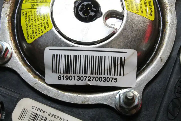 Kia Ceed (2012 - 2015) Подушка безопасности руля — фото 6