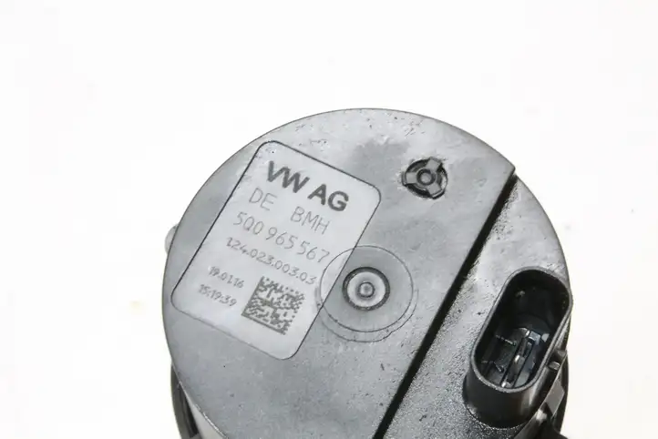 Seat Leon (5F) (2012 - 2019) 5Q0965567 Электроциркуляционный насос — фото 4