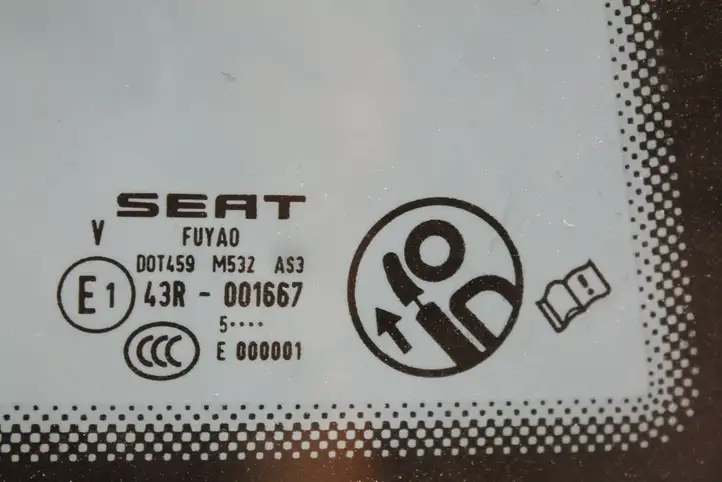 Seat Leon (5F) (2012 - 2019) Заднее боковое стекло — фото 4