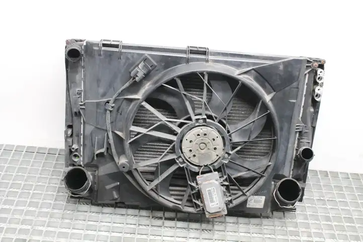 BMW 3 E90 E91 (2005 - 2012) 0130303941 Комплект радиаторов охлаждения — фото 6