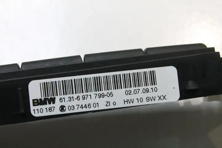 BMW 3 E90 E91 (2005 - 2012) 6971799 Включатель обогрева — фото 5