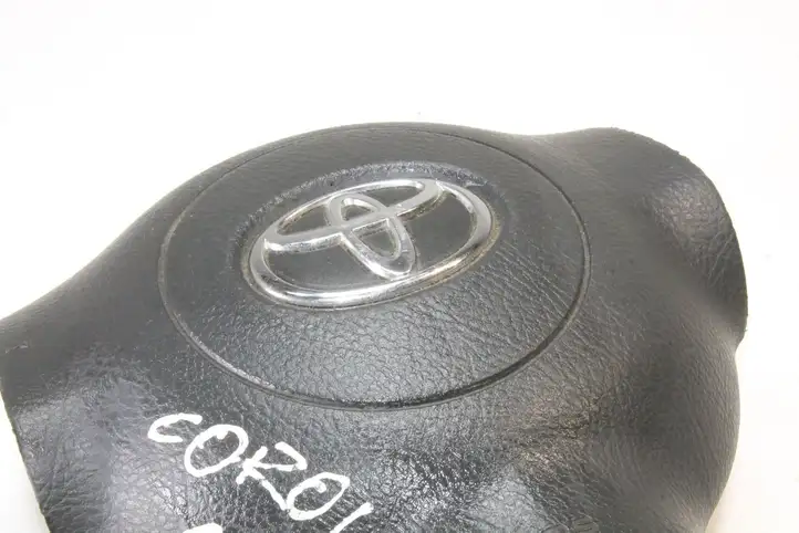 Toyota Corolla E120 E130 (2000 - 2004) Подушка безопасности руля — фото 2