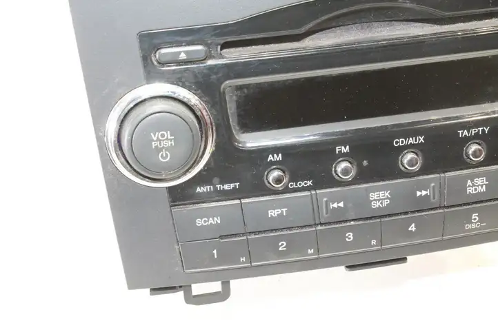 Honda CR-V (2006 - 2009) 39100SWAG102 Магнитола / мультимедийная система — фото 2