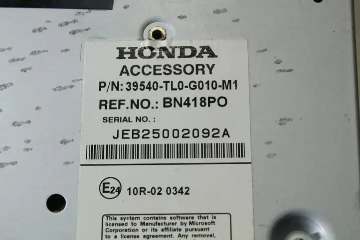 Honda Accord (2008 - 2016) 39540TL0G010M1 Магнитола / мультимедийная система — фото 4