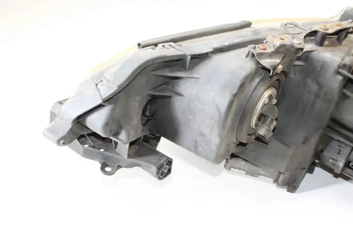 Honda Accord (2008 - 2016) Передняя фара — фото 3