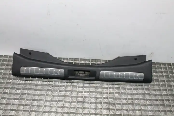Land Rover Evoque I (2011 - 2015) BJ3M113A10AC8PVJ Отделка порога багажника — фото 2