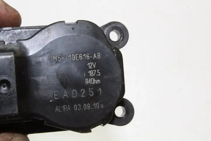Ford S-MAX (2010 - 2015) 3M5H19E616AB Двигатель задвижки потока воздуха — фото 3
