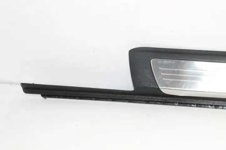 Mercedes-Benz SLK R172 (2011 - 2017) A1726800535 Внутренняя отделка переднего порога — фото 2