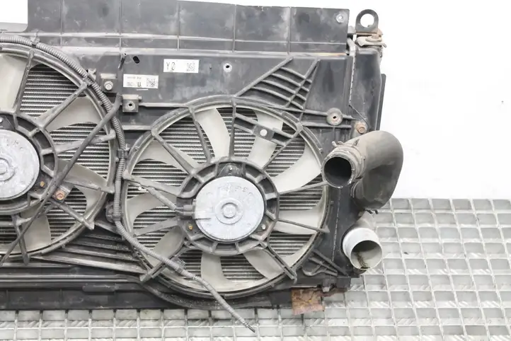 Toyota Auris 150 (2006 - 2012) 160400R240 Комплект радиаторов охлаждения — фото 9