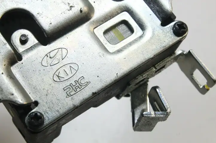 Hyundai i40 (2011 - ) Замок крышки багажника — фото 3