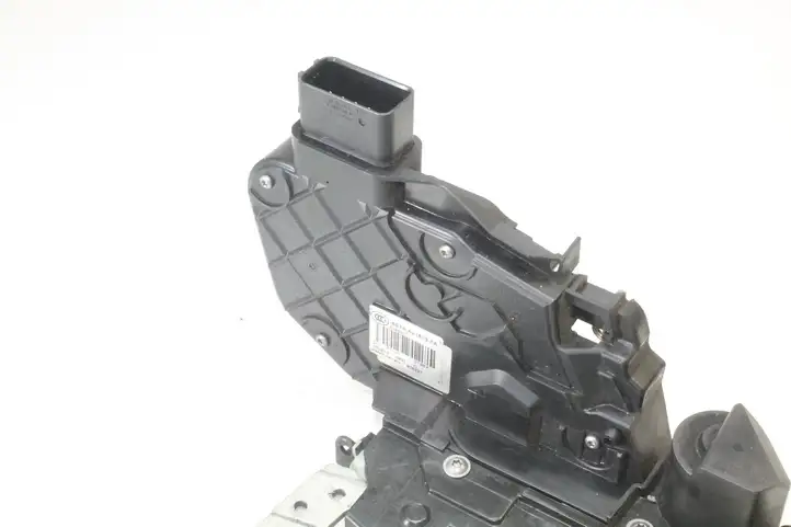 Ford Mondeo MK IV (2007 - 2014) 8S7AA21813FA Замок ручки двери — фото 2