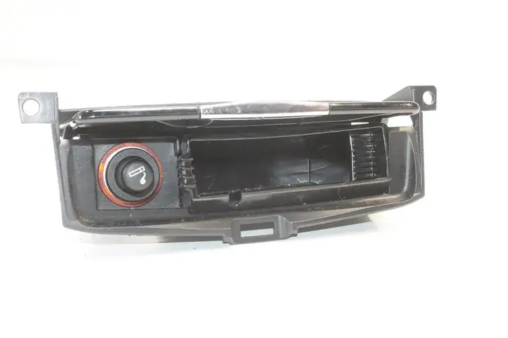 Ford Mondeo MK IV (2007 - 2014) Передняя пепельница — фото 2