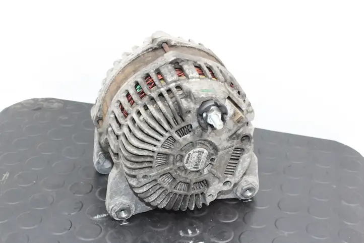 Nissan Juke I F15 (2010 - 2018) 23100BV80A Генератор — фото 2
