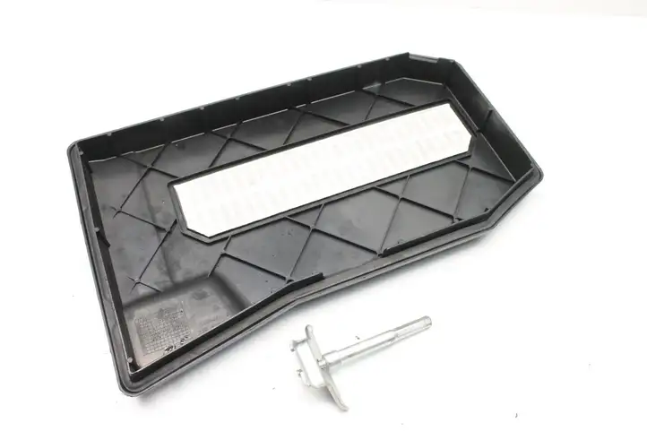 Audi Q7 4L (2005 - 2009) 7L0864643 Крышка ящика аккумулятора — фото 3