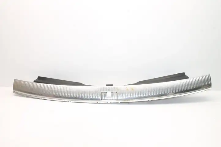 Audi Q7 4L (2005 - 2009) 4L0864483A Отделка порога багажника — фото 4