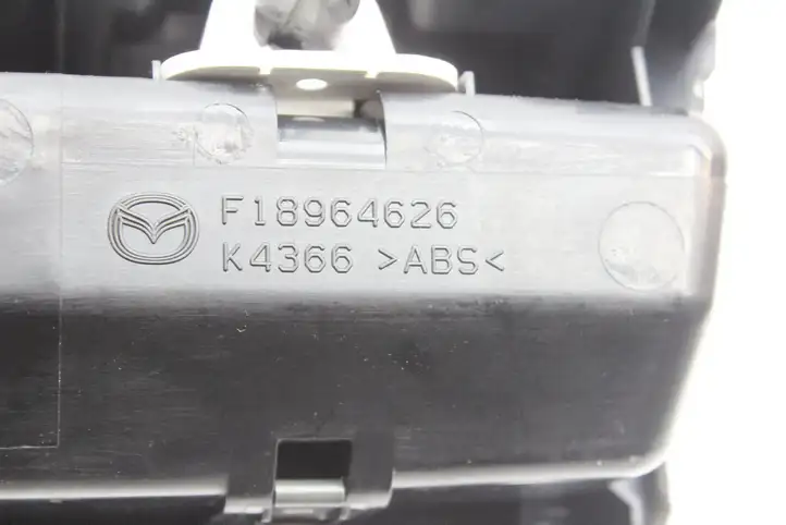 Mazda RX8 (2003 - 2008) F18964626 Передняя пепельница — фото 4