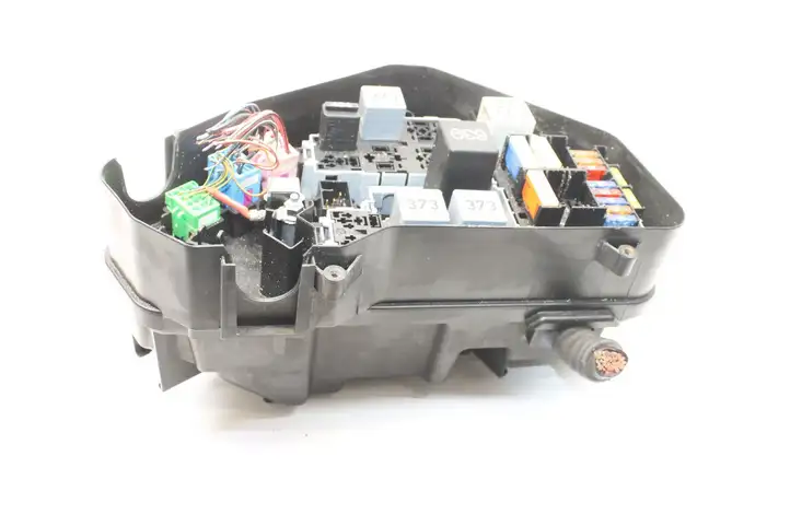Audi Q7 4L (2005 - 2009) 7L0937503D Блок монтирования реле — фото 2