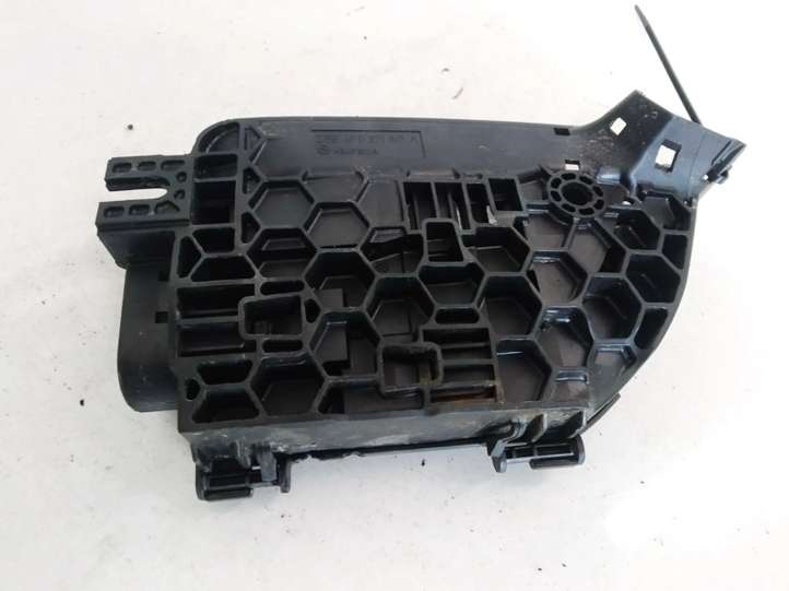 Audi A6 (2004 - 2008)  4F0971812A Крышка ящика предохранителей
