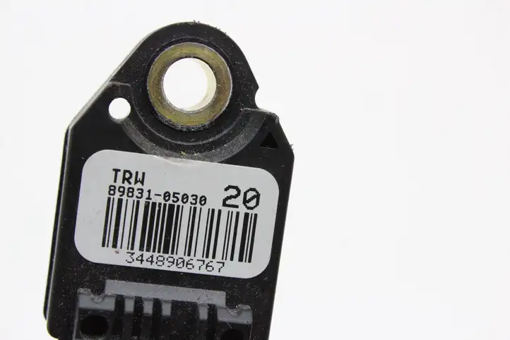 Toyota Avensis T270 (2009 - 2012) 8983105030 Датчик удара SRS — фото 3