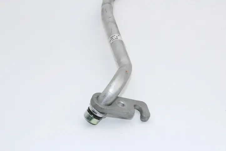Toyota Avensis T270 (2009 - 2012) 8870705070 Трубки и шланги кондиционера — фото 2