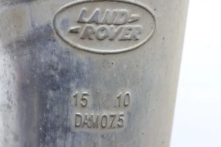 Land Rover Discovery 4 - LR4 (2009 - 2013) AH225K244CB Средняя часть глушителя — фото 4