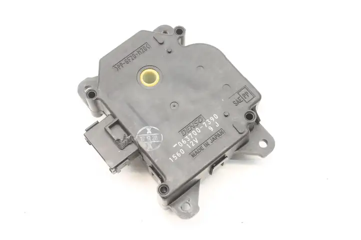 Mitsubishi Pajero (2006 - 2011) 0637007390 Двигатель задвижки потока воздуха — фото 1