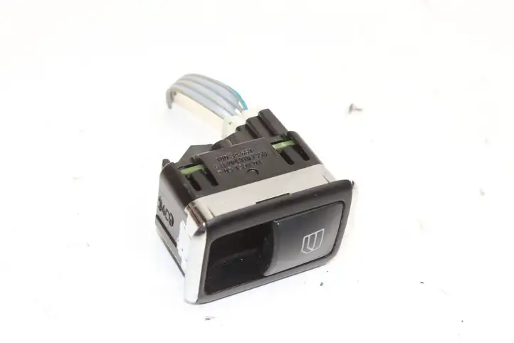 Mercedes-Benz C W204 (2007 - 2014) A2048707358 Блок кнопок стеклоподъемников — фото 3