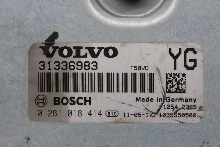 Volvo XC60 (2008 - 2013) 31336983 Блок управления двигателем (ЭБУ) — фото 3