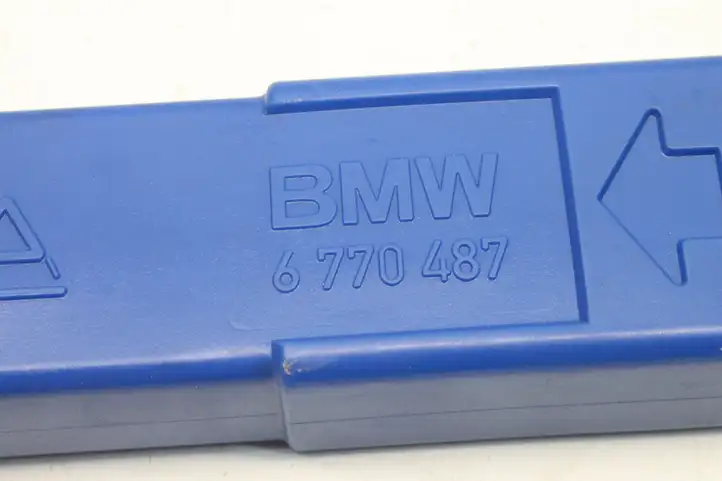 BMW 1 E82 E88 (2007 - 2014) 6770487 Ящик для инструментов — фото 5