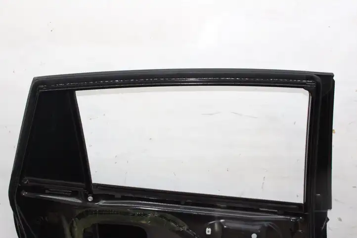 Toyota RAV 4 (XA40) (2012 - 2018) Задняя дверь — фото 3
