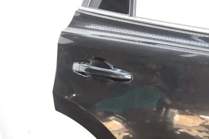 Toyota RAV 4 (XA40) (2012 - 2018) Задняя дверь — фото 8