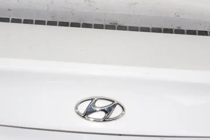 Hyundai i40 (2011 - ) Крышка багажника — фото 7