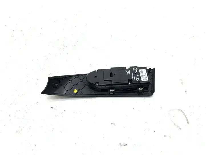 BMW 5 E60 E61 (2004 - 2010) 6951909 Кнопка стеклоподъемников — фото 3