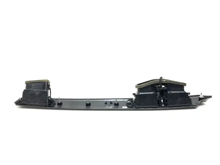 BMW 5 E60 E61 (2004 - 2010) 6910734 Центральный воздушный дефлектор — фото 3