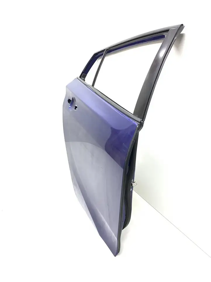 Toyota Prius (XW50) (2015 - ) Задняя дверь — фото 3