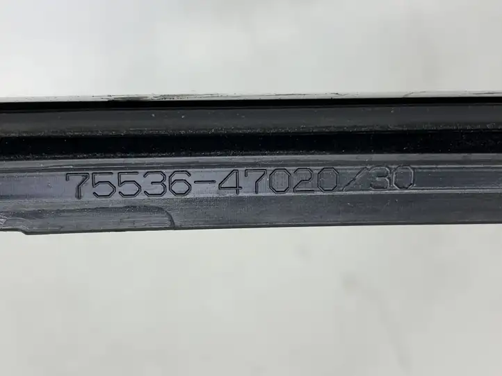 Toyota Prius (XW50) (2015 - ) 7553647020 Накладка стоек лобового стекла — фото 7
