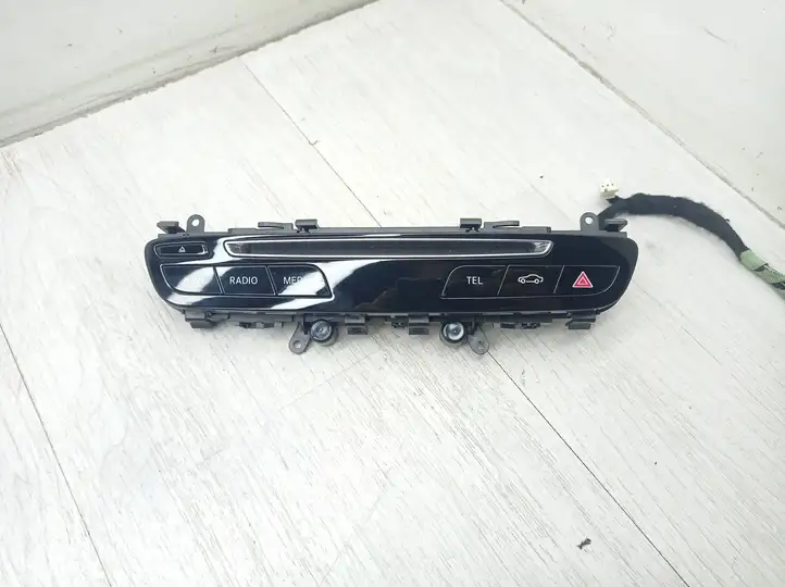 Mercedes-Benz C W205 (2014 - 2021) A2059053601 Другие включатели / ручки/ переключатели — фото 1