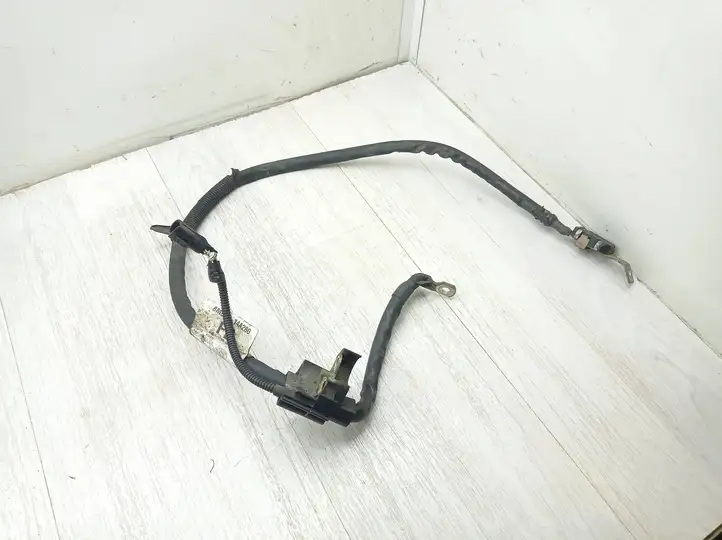 Ford Focus (2011 - 2015) 8M5T14A280fd Плюсовой провод аккумулятора — фото 1