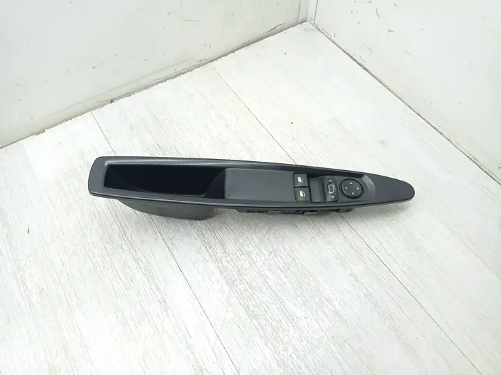Citroen C4 (2004 - 2008) 9651464277 Кнопка стеклоподъемников — фото 3