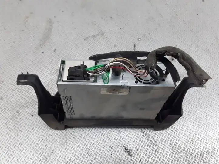 Renault Trafic II (X83) (2002 - 2014)   CD/DVD чейнджер