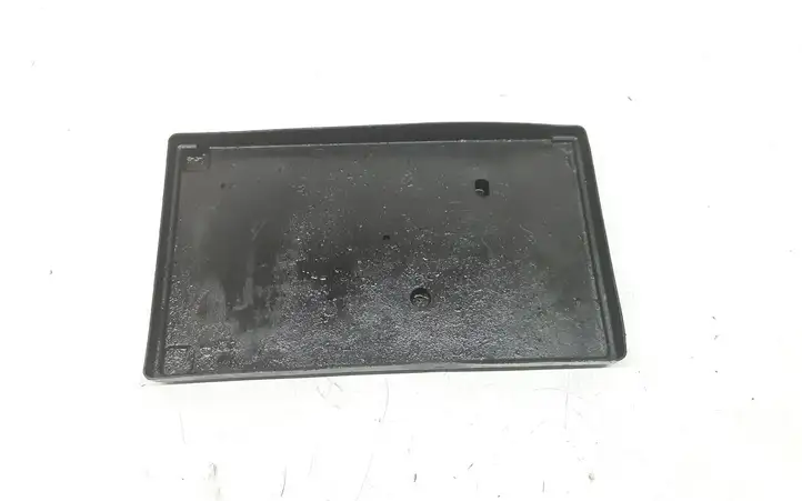 Toyota Avensis Verso (2001 - 2004) 7443120100 Площадка аккумулятора — фото 1