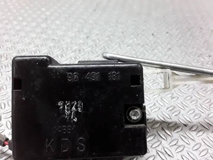 Chevrolet Kalos (2003 - 2008) 96491181 Мотор центрального замка — фото 2