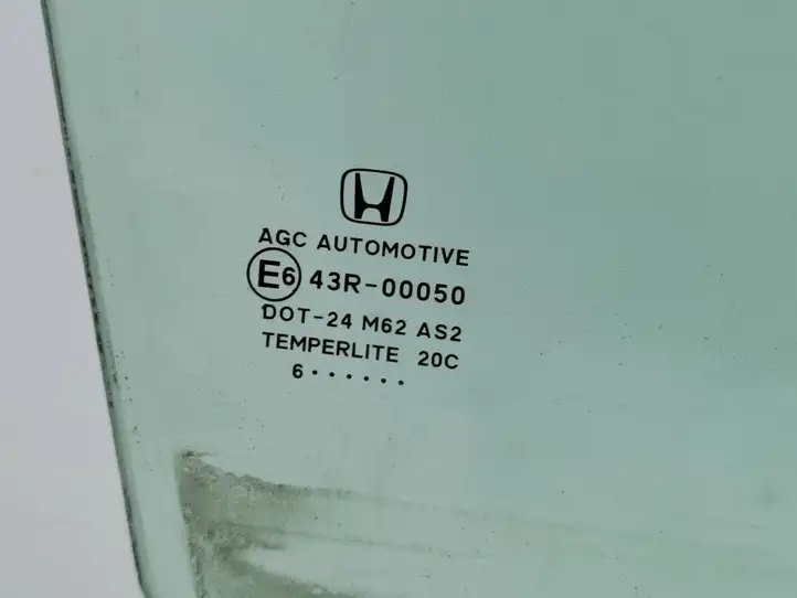 Honda CR-V (2012 - 2016) E643R00050 Стекло передней двери — фото 2