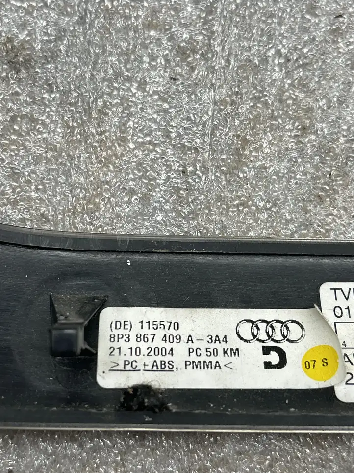 Audi A3/S3 8P (2003 - 2005) 8P3867409A Прочие детали салона — фото 4