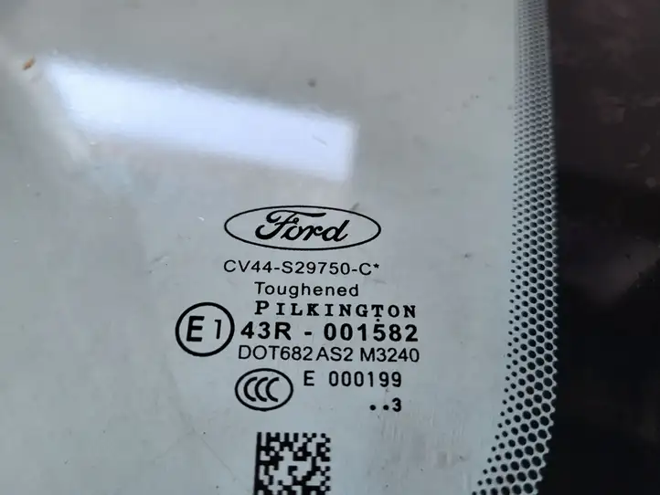 Ford Kuga II (2013 - 2019) Заднее боковое стекло — фото 4