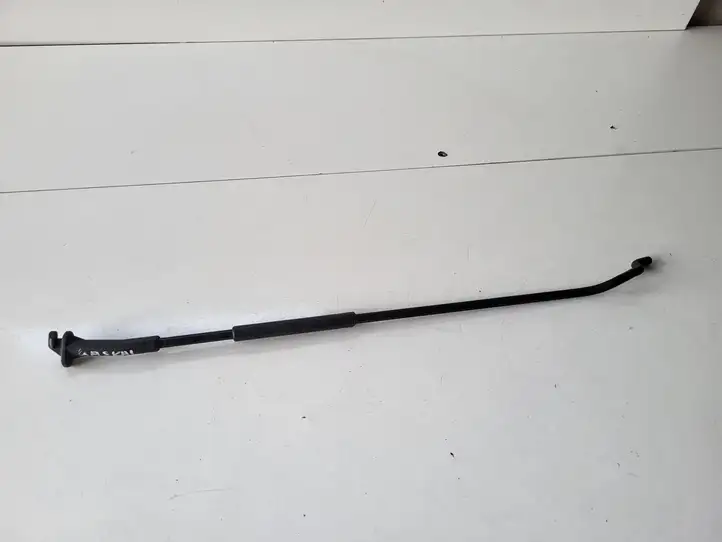 Nissan Qashqai (2013 - 2017) Упор капота — фото 1