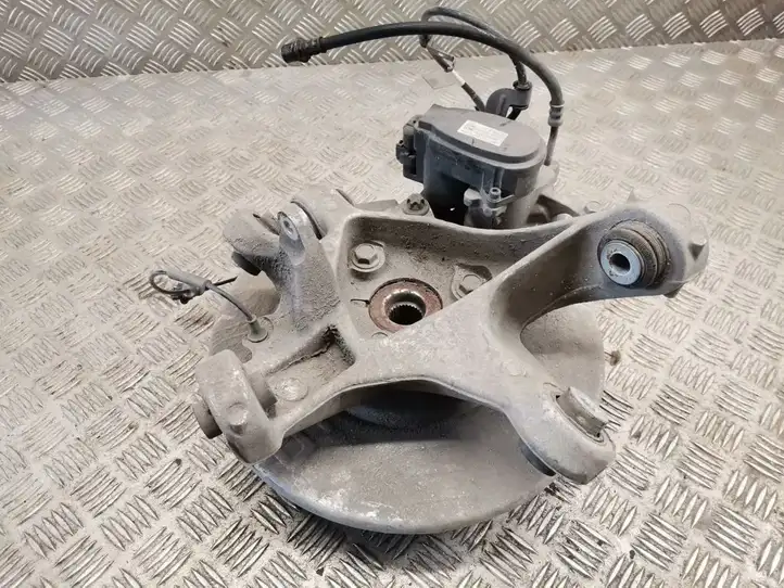 Tesla Model 3 (2017 - 2023) 1044416-00-F Ступица колеса — фото 3